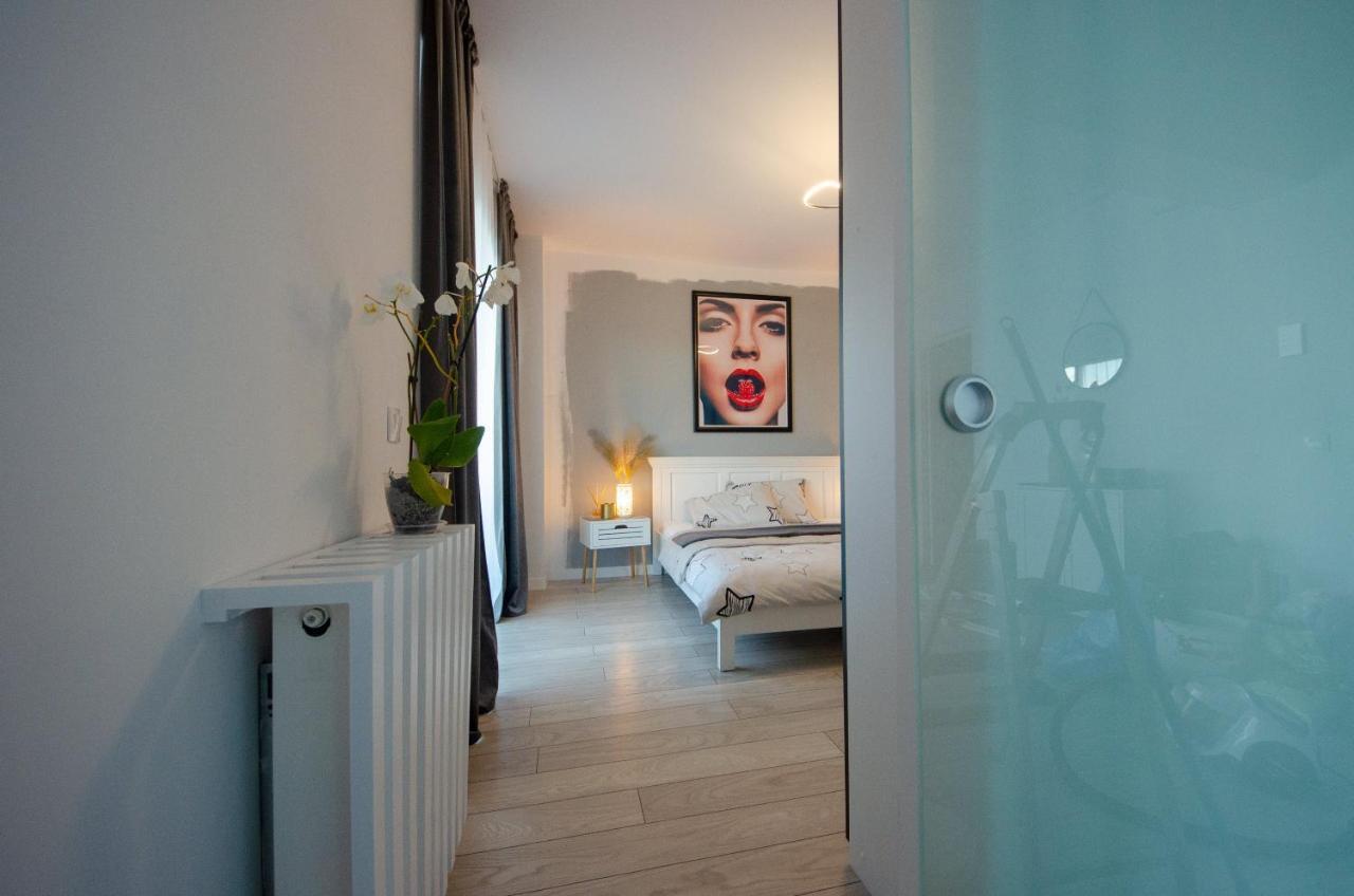 Bliss Apartment Targu-Mures Bagian luar foto